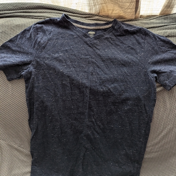 Boys size 14-16 T-shirts (5) - Picture 9 of 15